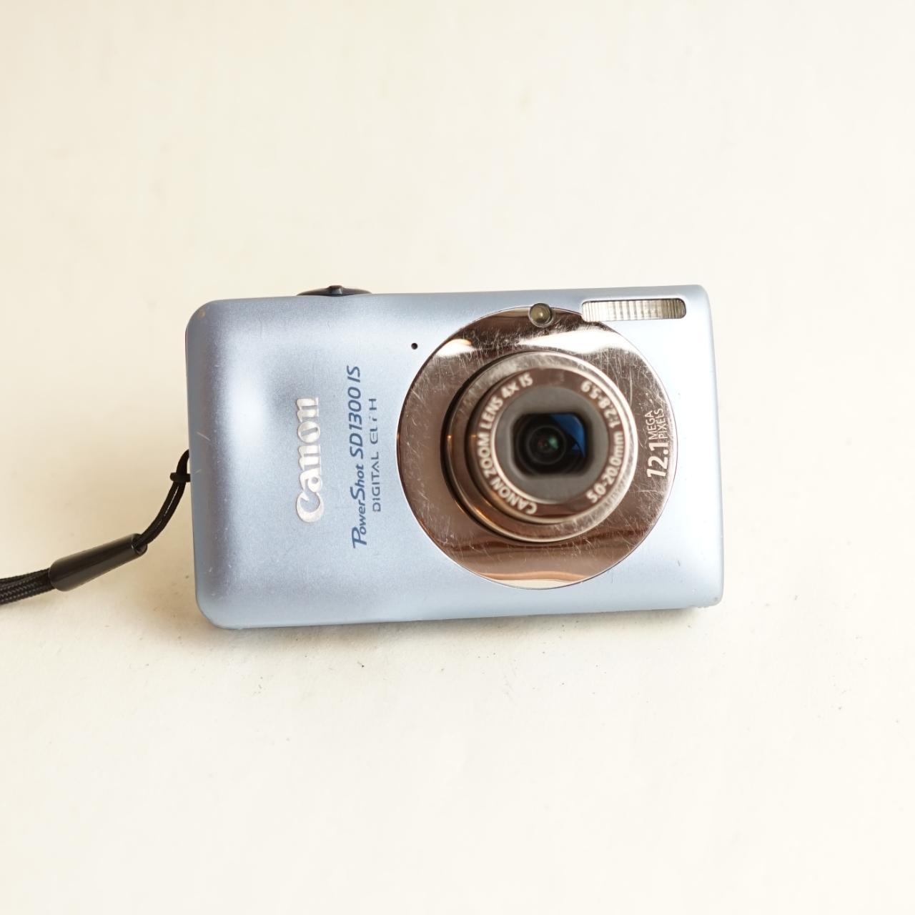 Canon PowerShot SD1300 IS Digital Camera | 12.1MP | Read Description | Blue