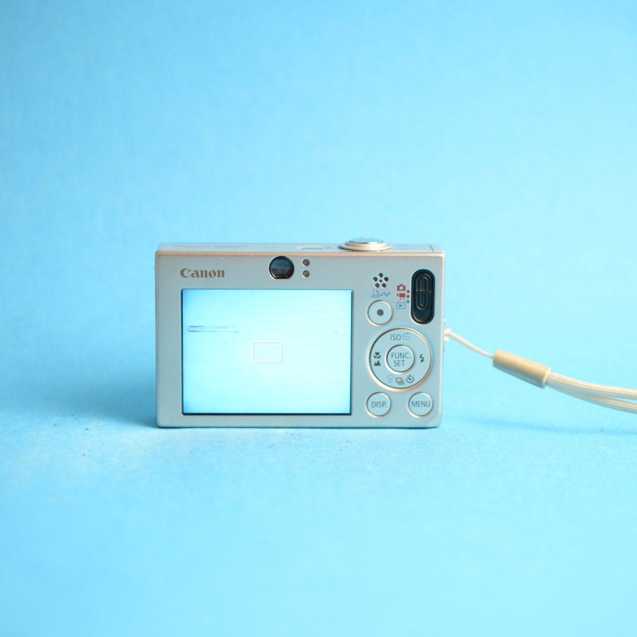 Canon PowerShot SD1000 Digital Camera | 7.1MP | Tested & Working | Silver