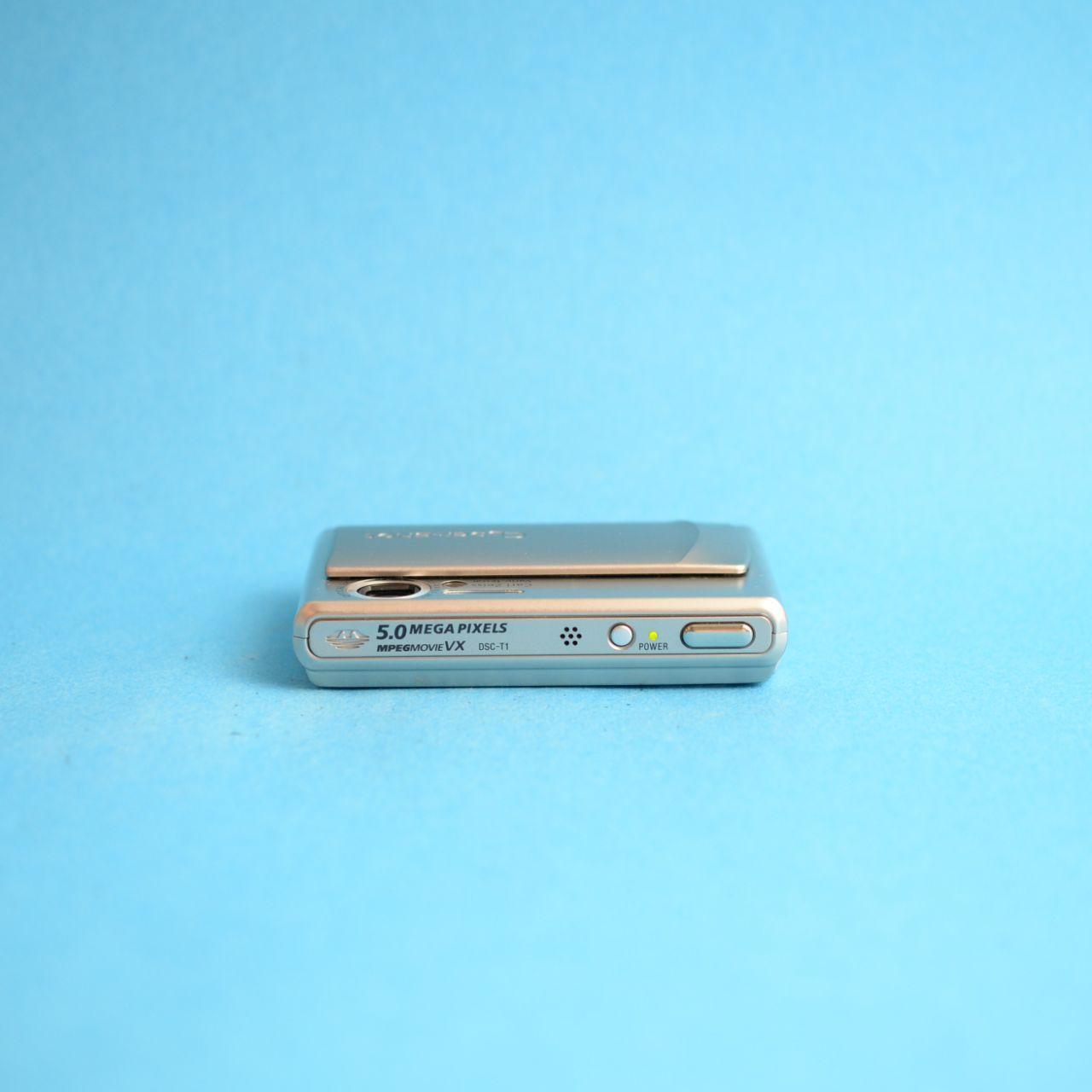 Sony Cyber-shot DSC-T1 Digital Camera | 5.1MP | Tested & Working | Silver