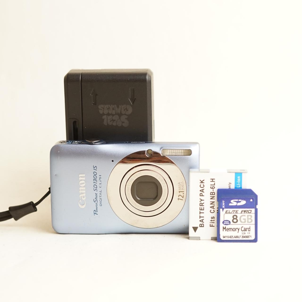 Canon PowerShot SD1300 IS Digital Camera | 12.1MP | Read Description | Blue