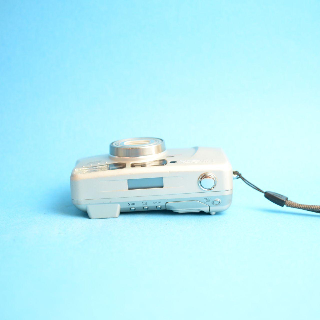 Minolta Freedom Zoom 150 Film Camera | 35mm Point & Shoot | Tested & Working | Silver