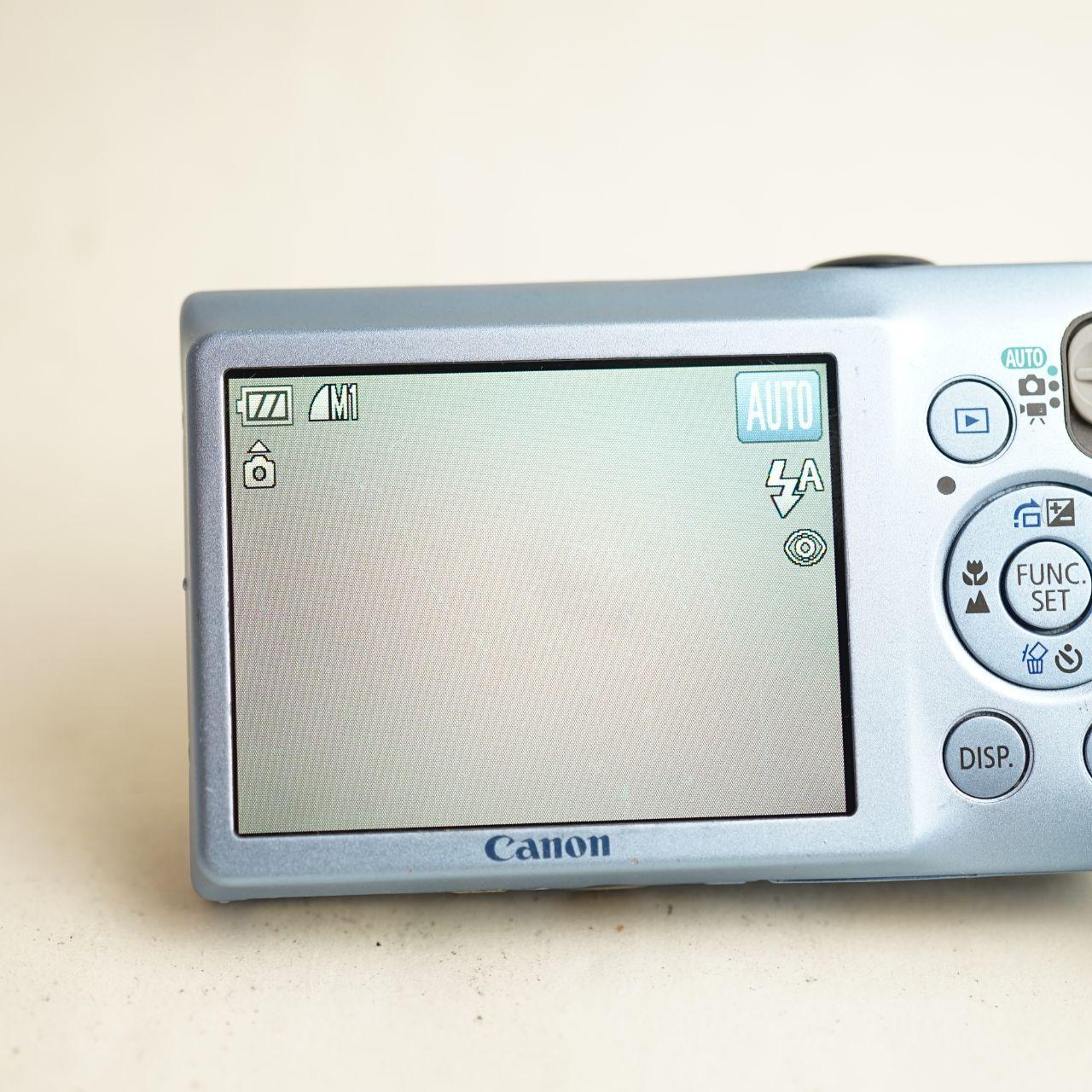 Canon PowerShot SD1300 IS Digital Camera | 12.1MP | Read Description | Blue