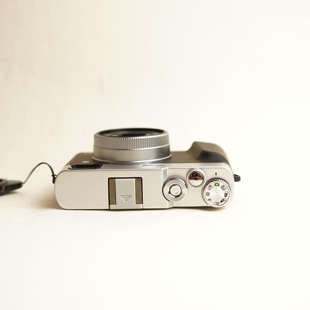 DC202 Digital Camera | “4K” Video | Tested & Working | Black
