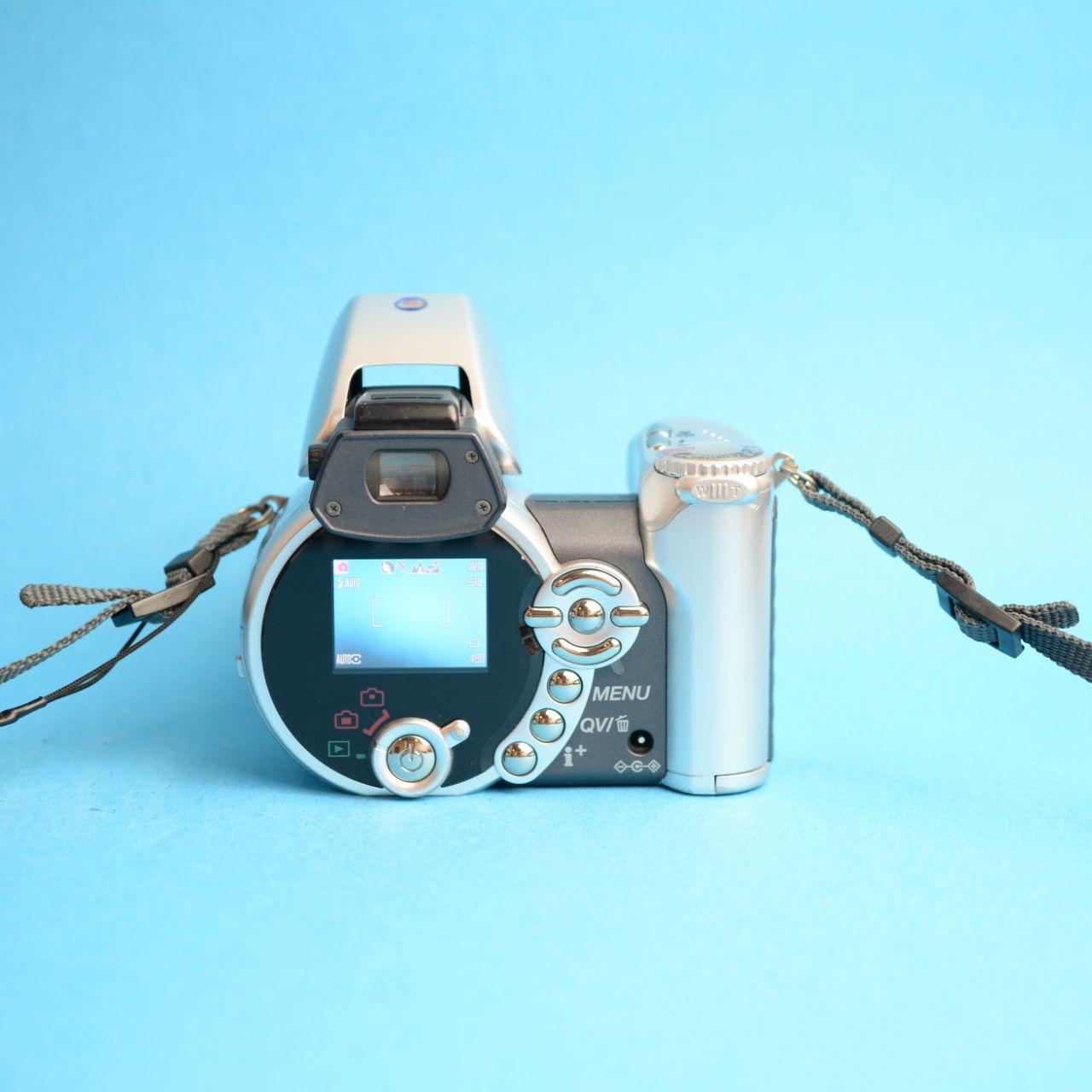 Konica Minolta DiMAGE Z2 Digital Camera | 4MP | Read Description | Silver
