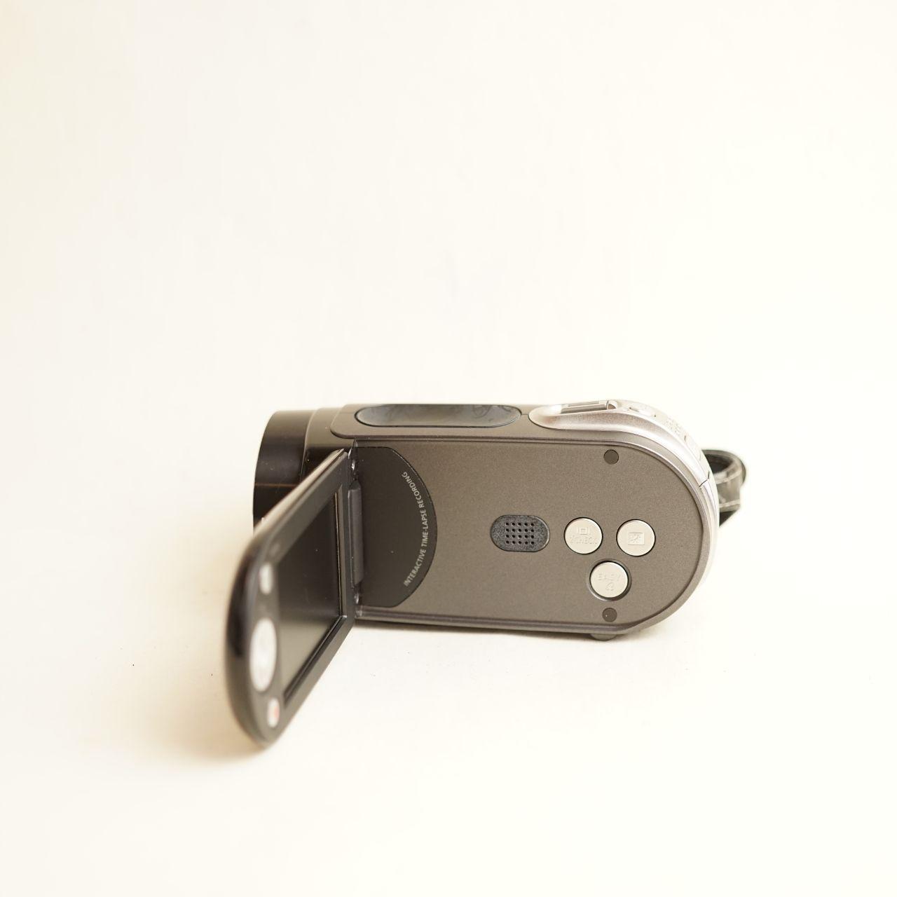 Samsung SMX-F34BN Digital Camcorder | 16GB Internal Memory | Read Description | Black