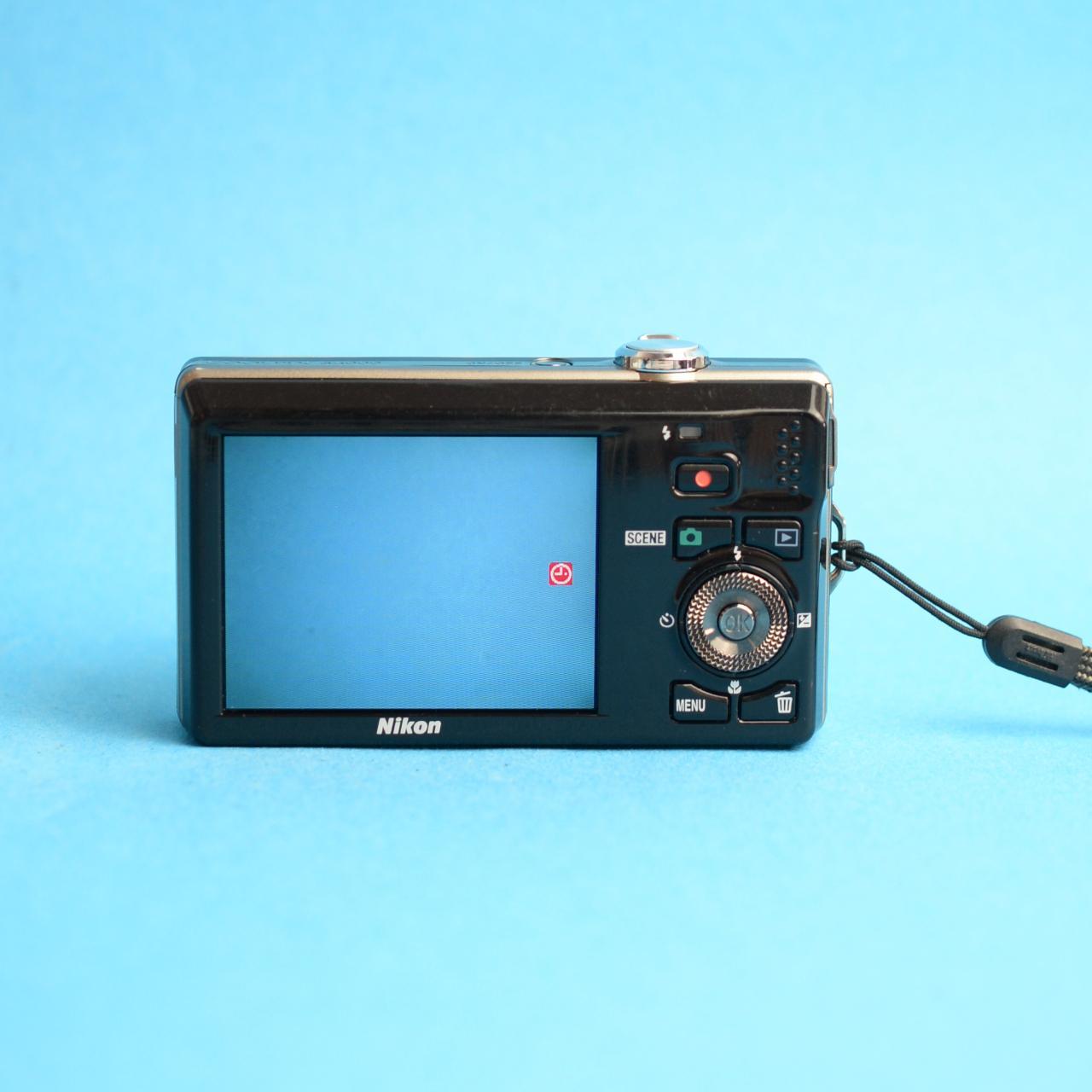 Nikon Coolpix S6000 Digital Camera | 14.2MP | Read Description | Silver