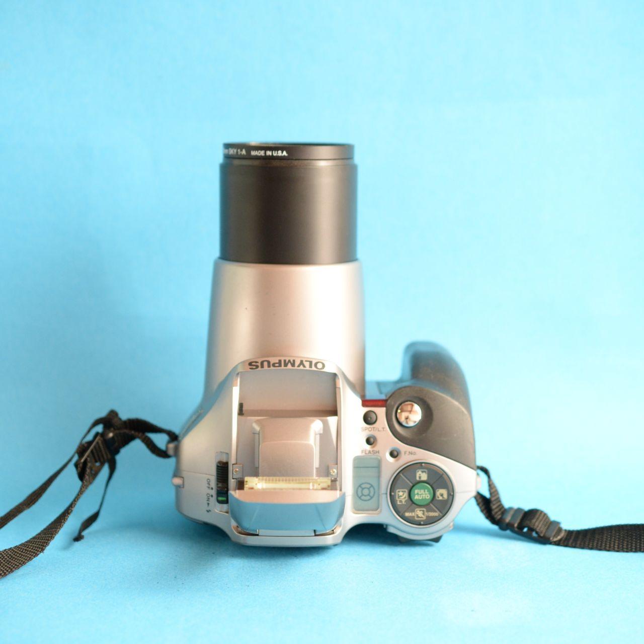 Olympus IS-20 Film Camera | 35mm SLR | Tested & Working | Silver