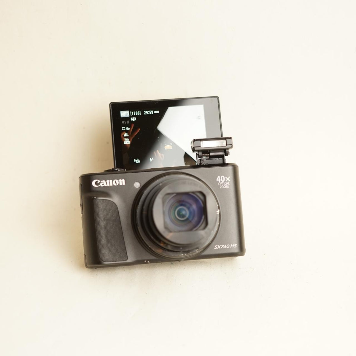 Canon PowerShot SX740 HS Digital Camera | 20.3MP | Tested & Working | Black