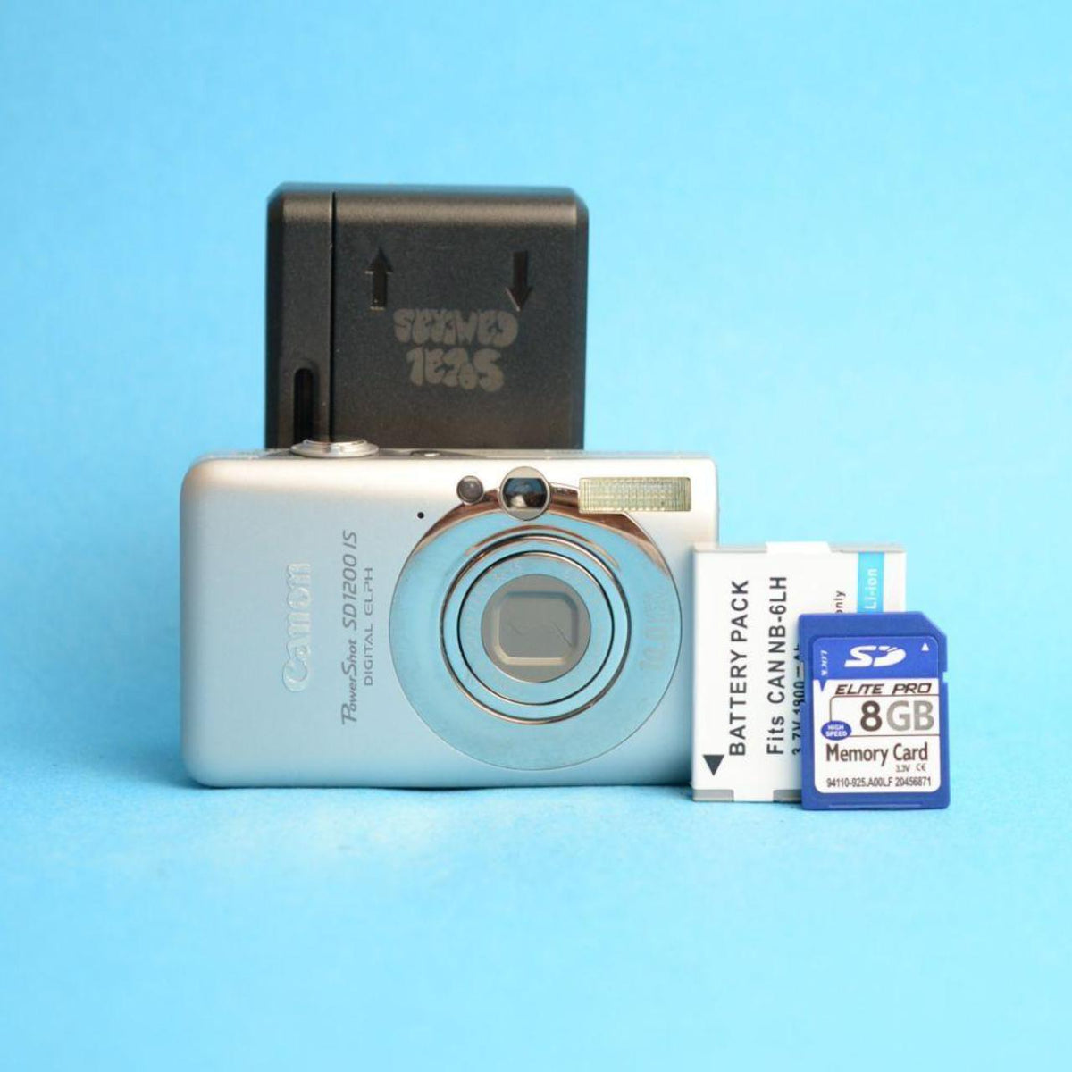 Canon PowerShot SD1200 IS Digital Camera | 10MP | Tested & Working | Silver