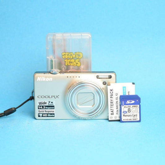 Nikon Coolpix S6000 Digital Camera | 7x Zoom | Read Description | White