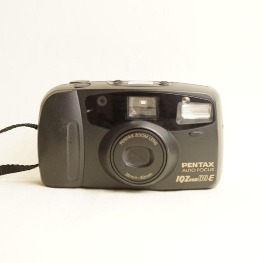 Pentax IQZoom 80-E Film Camera | 35mm Point & Shoot | Tested & Working