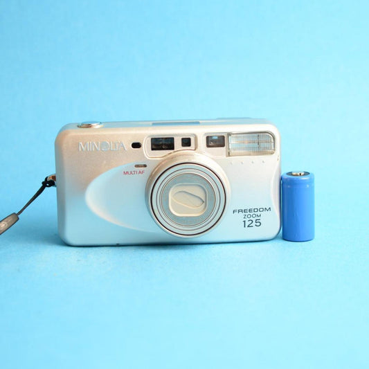 Minolta Freedom Zoom 125 Film Camera | 35mm Point & Shoot | Tested & Working | Silver