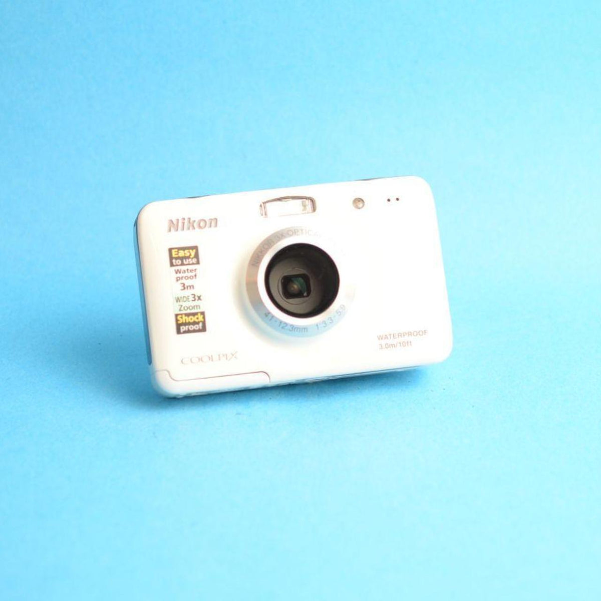 Nikon Coolpix S30 Digital Camera | 10MP | Waterproof | Tested & Working | White
