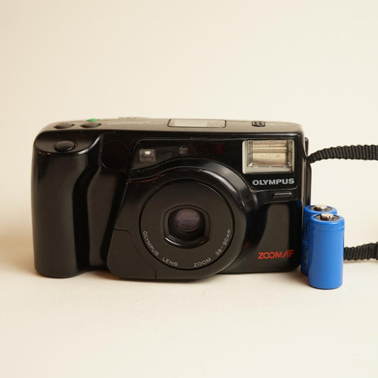 Olympus Infinity Zoom 230 Film Camera | 35mm Point & Shoot | Read Description | Black
