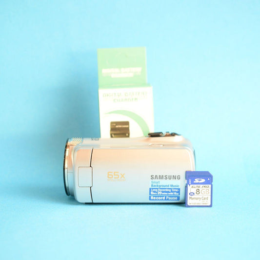 Samsung SMX-F50SN Digital Camcorder | Tested & Working | Silver