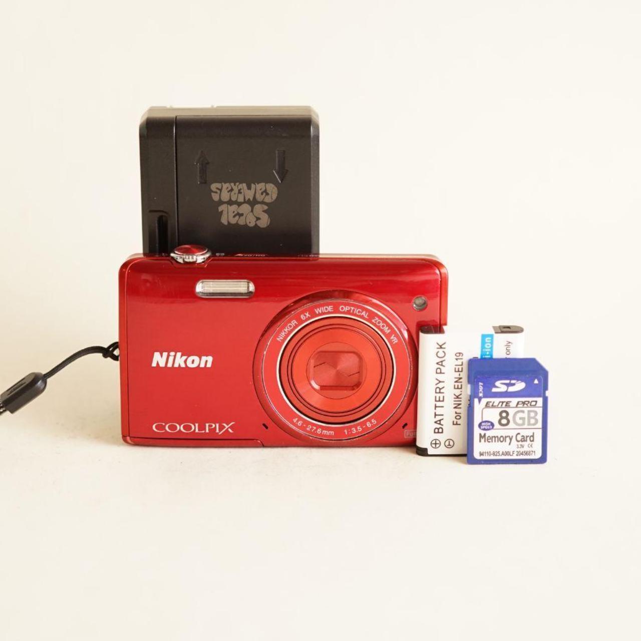 Nikon Coolpix S5200 Digital Camera | 16MP | Tested & Working | Red