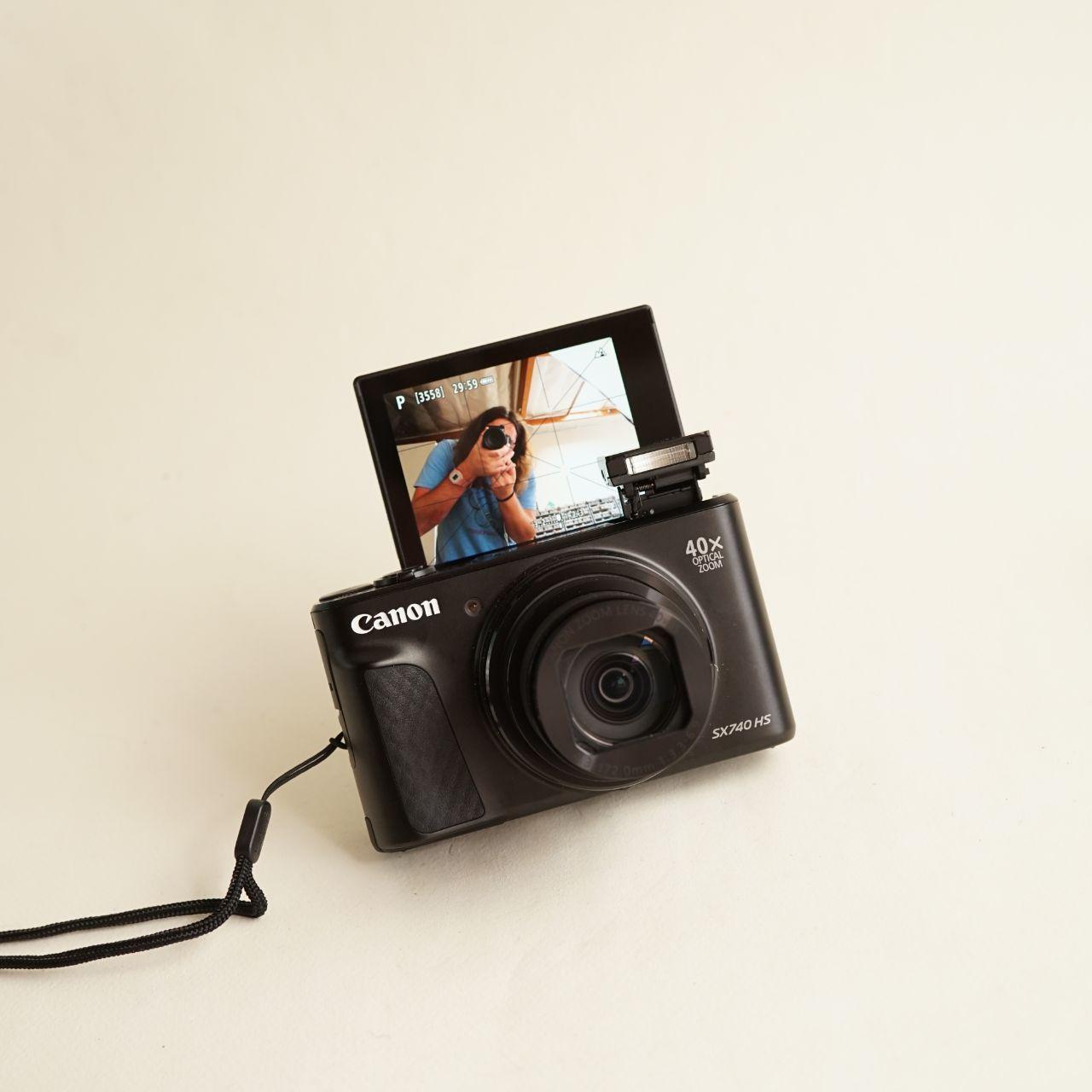 Canon PowerShot SX740 HS Digital Camera | 20.3MP | Tested & Working | Black