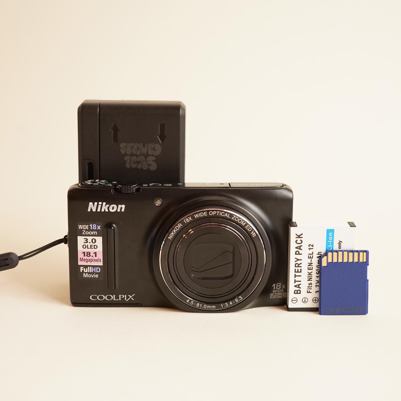 Nikon Coolpix S9400 Digital Camera | 18.1MP | Tested & Working | Black