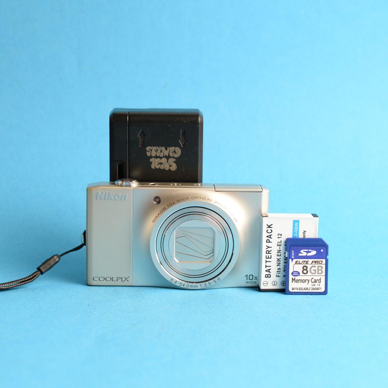 Nikon Coolpix S8000 Digital Camera | 14.2MP | Tested & Working | Silver