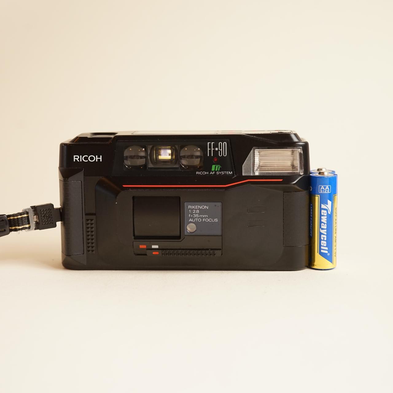 Ricoh FF-90 | 35mm Point & Shoot Film Camera | Tested & Working | Black