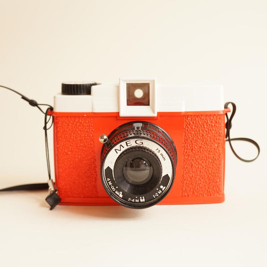 MEG 35mm Film Camera | 35mm Point & Shoot | Tested & Working | Red & White