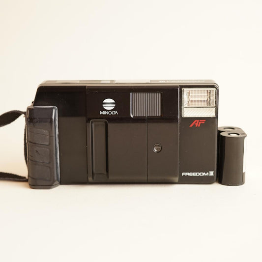 Minolta Freedom III Film Camera | 35mm Point & Shoot | Tested & Working | Black