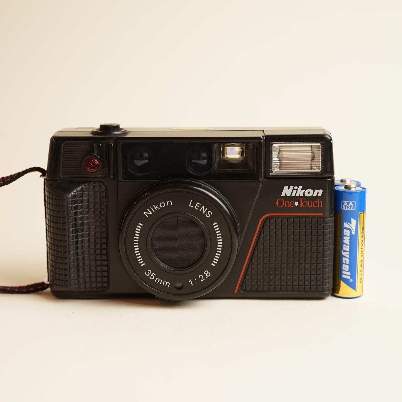 Nikon L35AF2 35mm Film Camera | Point & Shoot | Tested & Working | Black