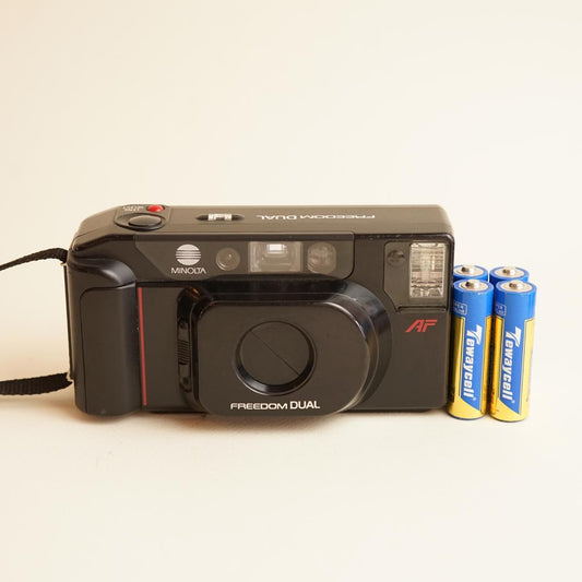 Minolta Freedom Dual Film Camera | 35mm Point & Shoot | Tested & Working | Black