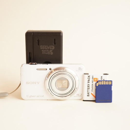 Sony CyberShot DSC-WX80 Digital Camera | 16.2MP | Tested & Working