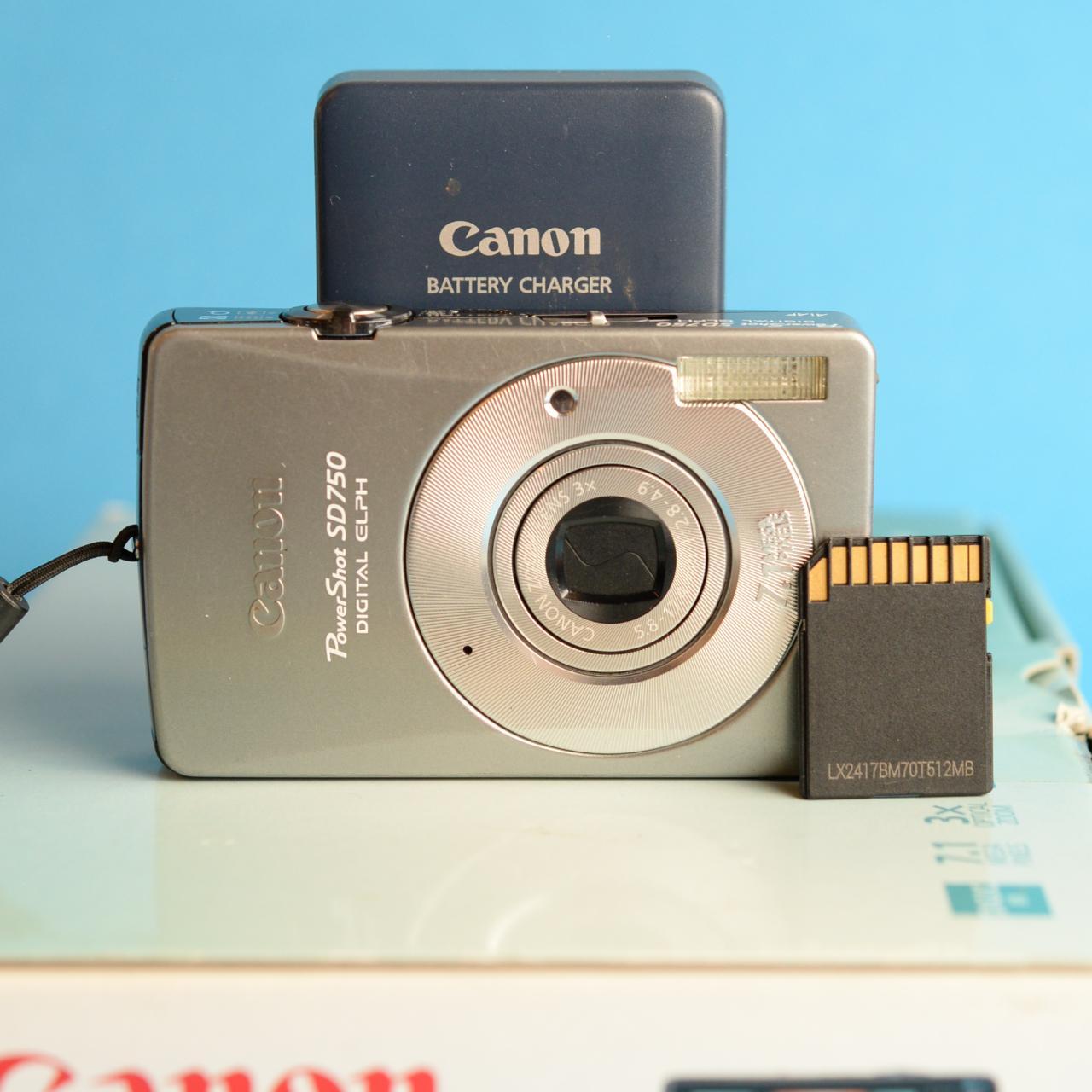 Canon PowerShot SD750 Digital Camera | 7.1MP | Test & Working | Silver