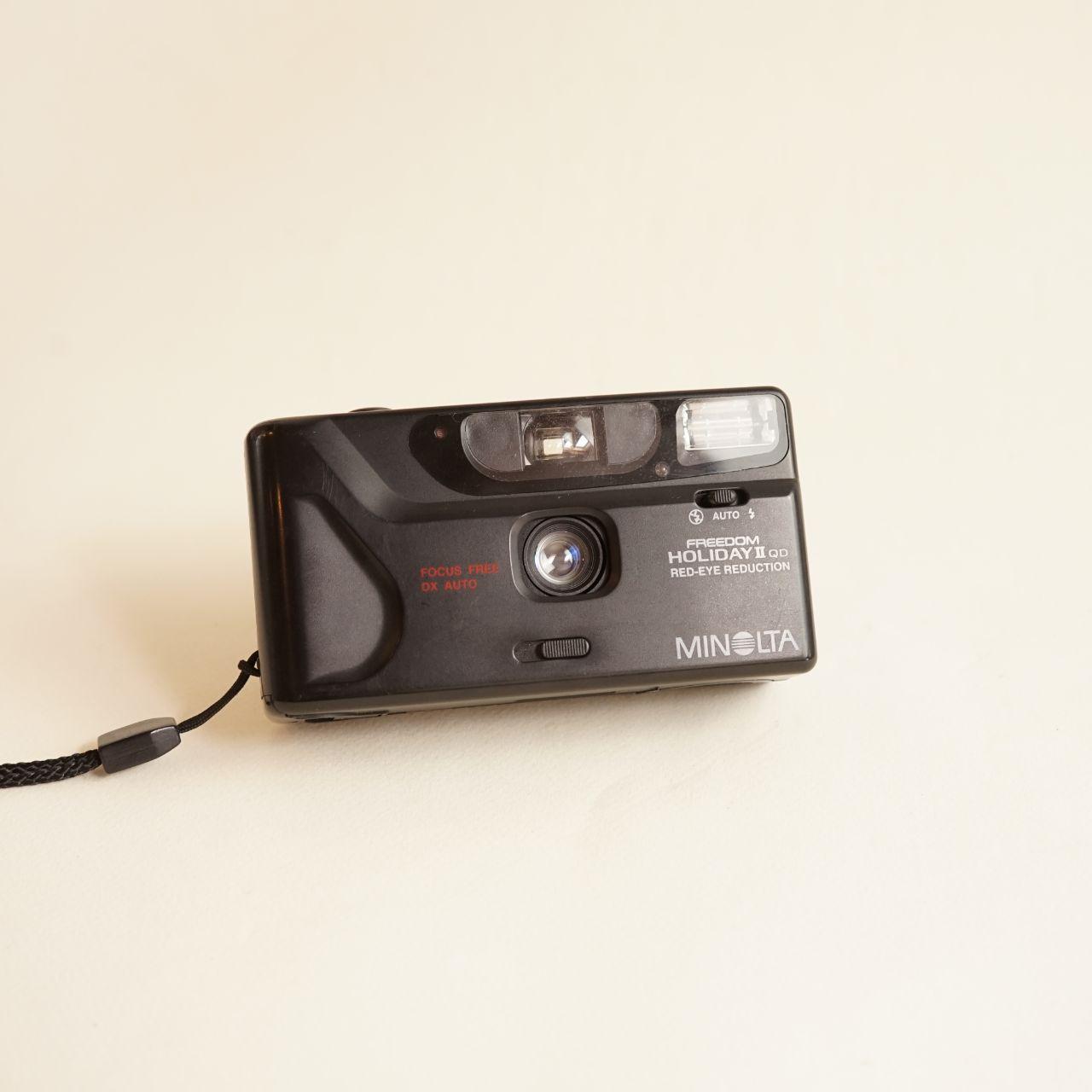 Minolta Freedom Holiday II Film Camera | 35mm Point & Shoot | Tested & Working | Black