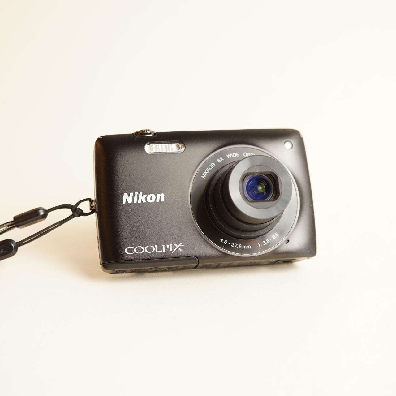 Nikon Coolpix S4200 Digital Camera | 16MP | Tested & Working | Black