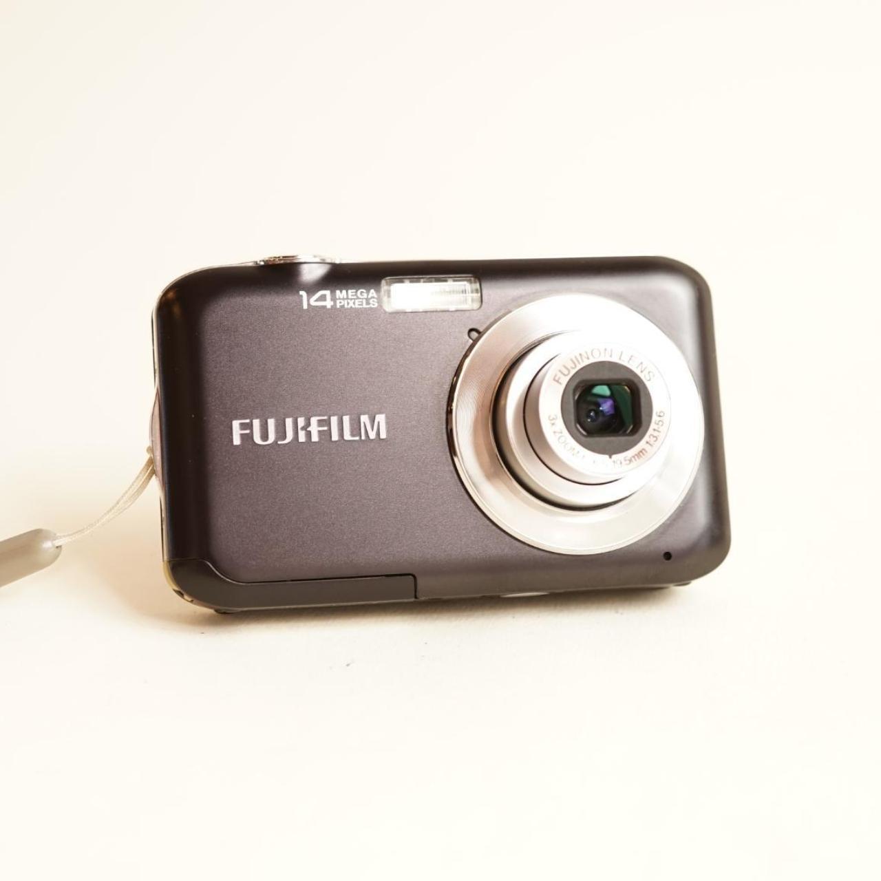 Fujifilm FinePix JV200 Digital Camera | 14MP | Tested & Working | Black