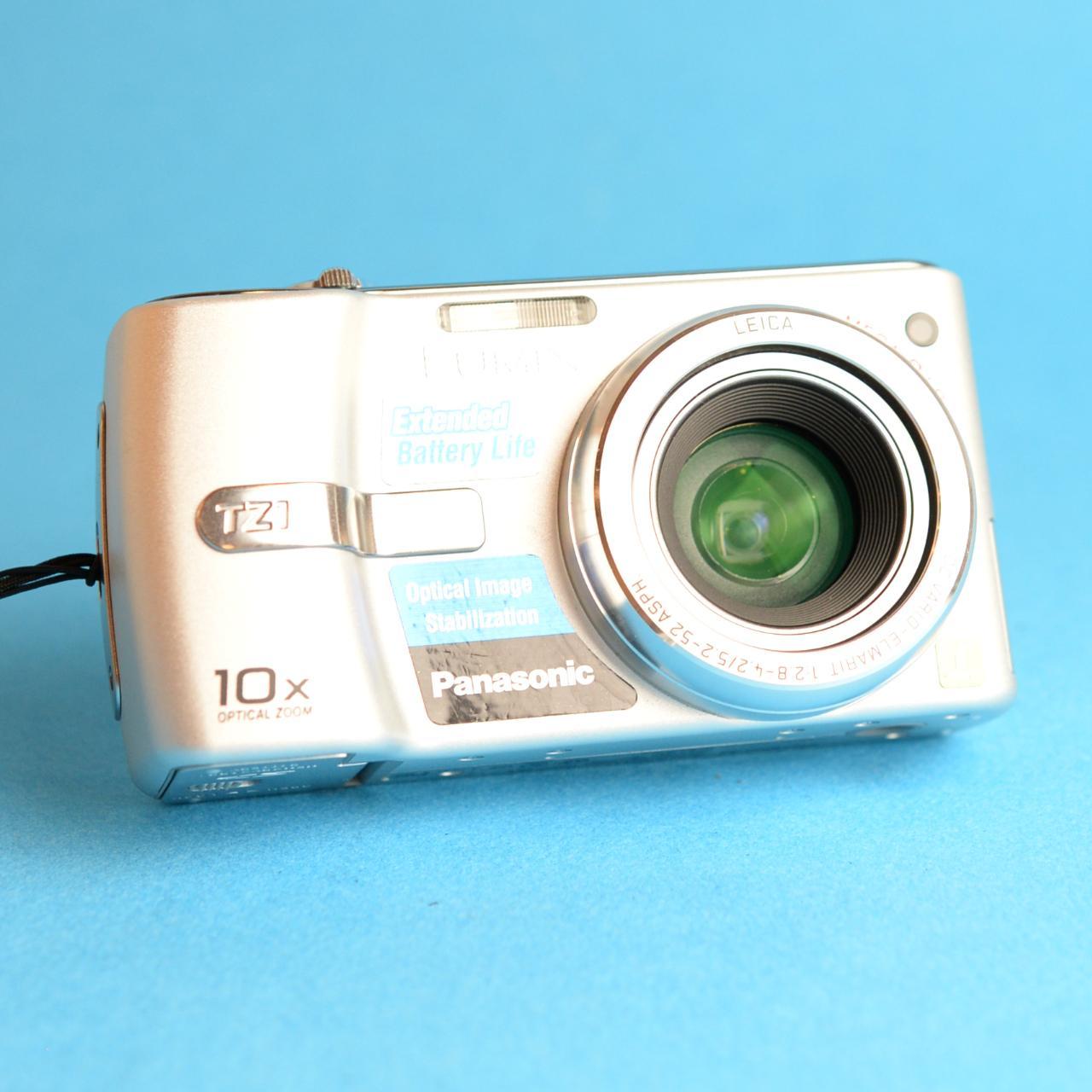 Lumix DMC-TZ1 Digital Camera | 5.1MP | Tested & Working | Silver