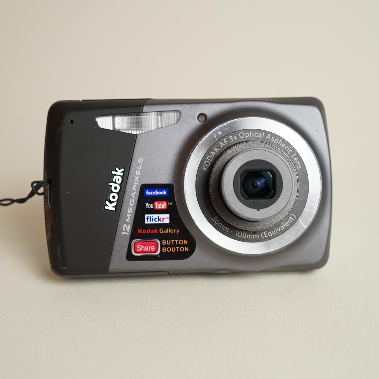 Kodak EasyShare M863 Digital Camera | 12MP | Tested & Working | Grey