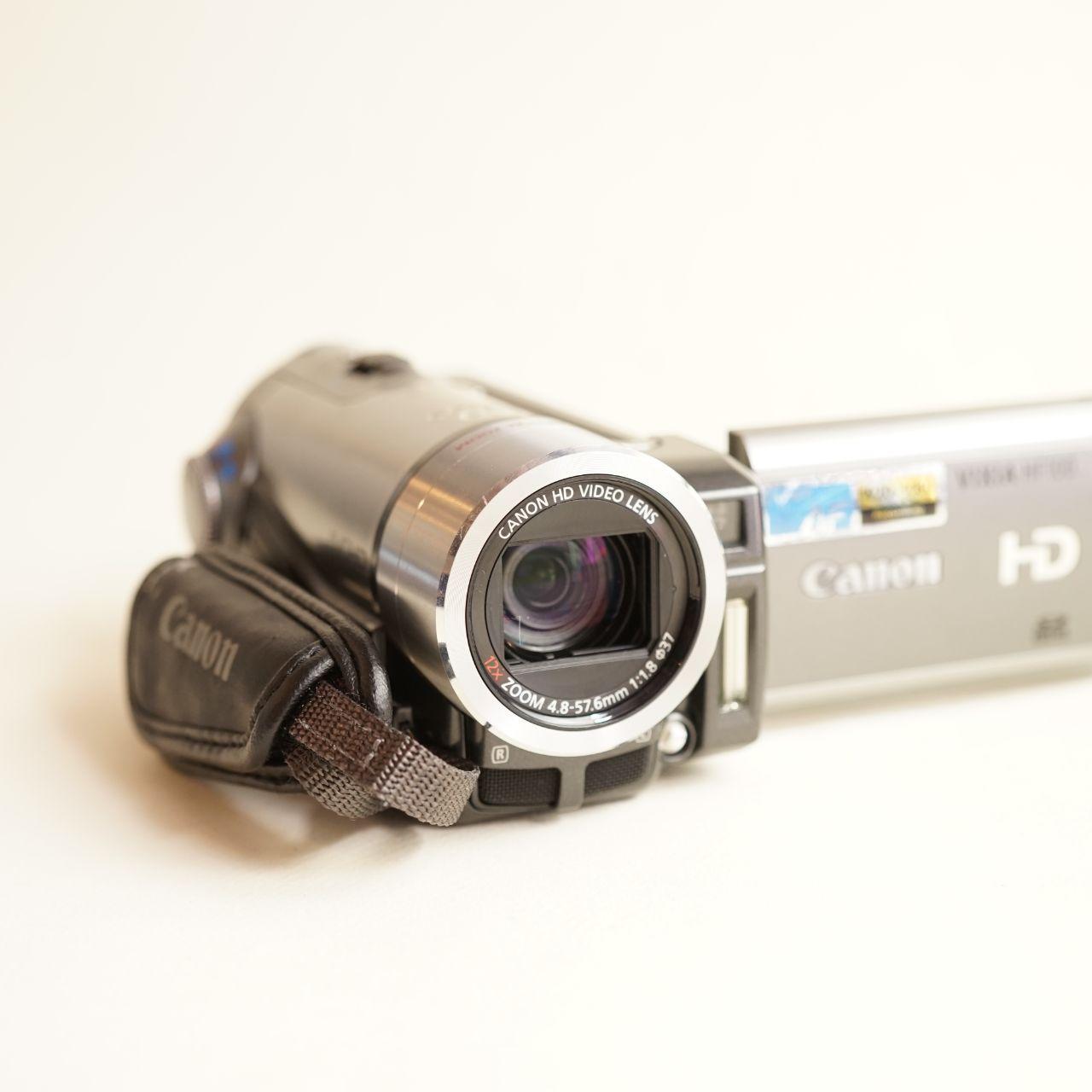 Canon Vixia HF100 Camcorder | HD Video | Tested & Working | Black