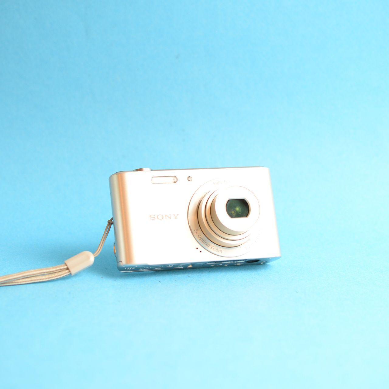 Sony Cyber-shot DSC-W800 Digital Camera | 20.1MP | Tested & Working | Silver