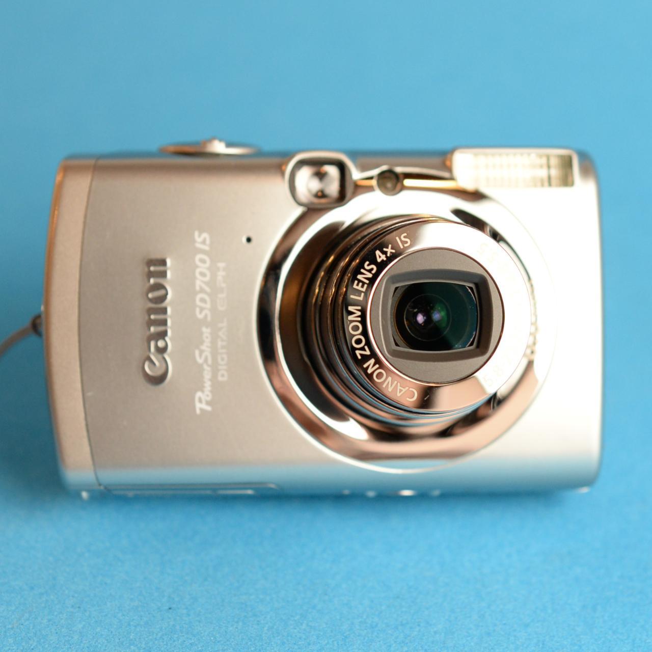 Canon PowerShot SD700 Digital Camera | 6MP | Tested & Working w/Warranty | Silver