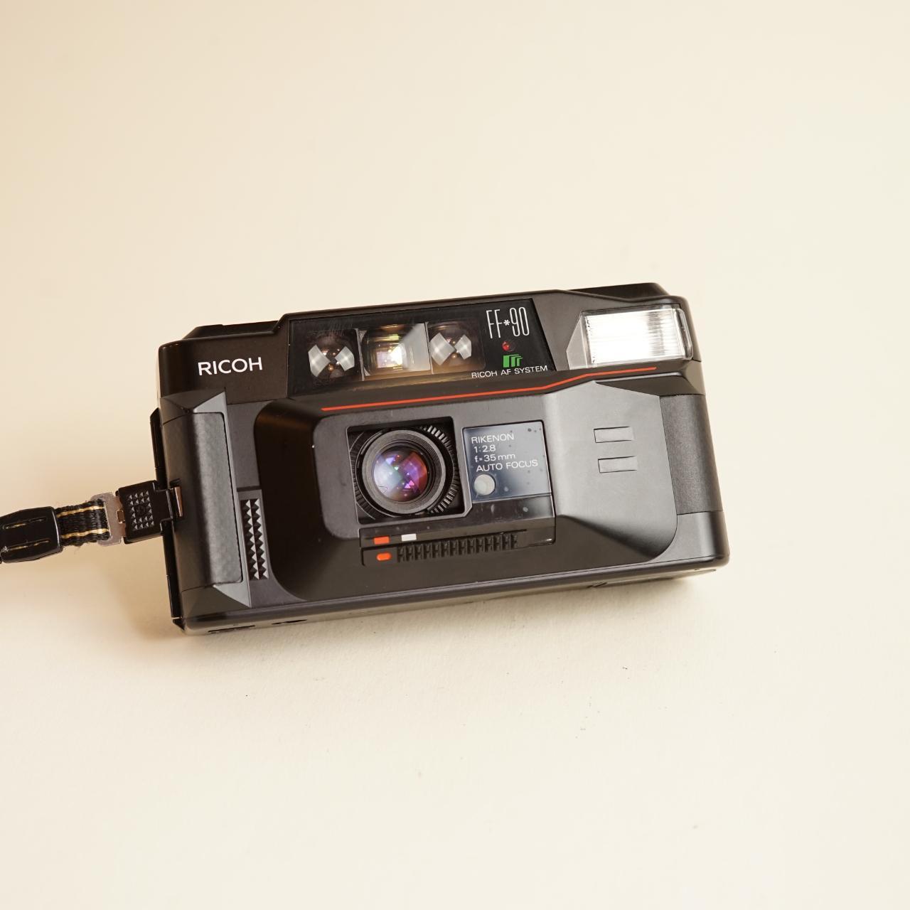 Ricoh FF-90 | 35mm Point & Shoot Film Camera | Tested & Working | Black