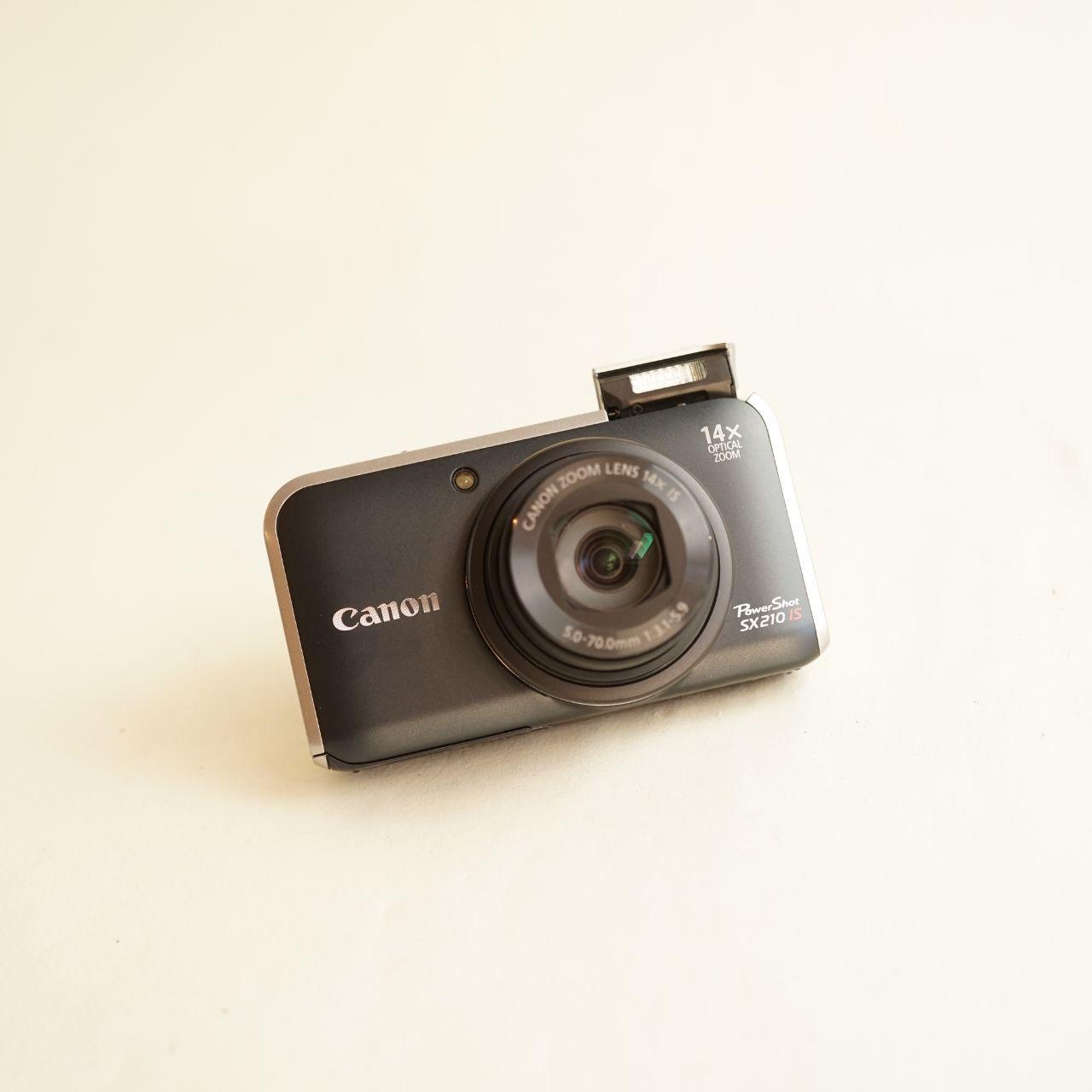 Canon PowerShot SX210 IS Digital Camera | 14.1MP | Tested & Working | Black