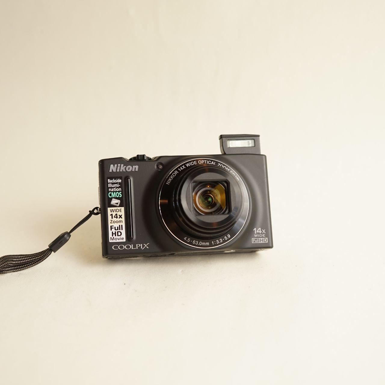 Nikon Coolpix S8200 Digital Camera | 16.1MP | Read Description | Black