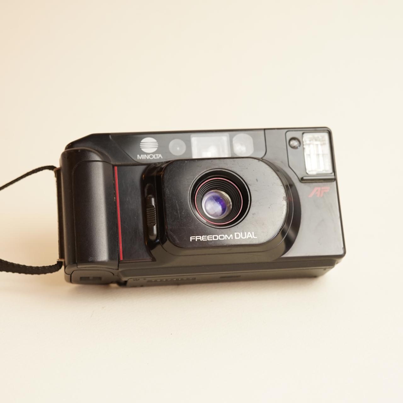 Minolta Freedom Dual Film Camera | 35mm Point & Shoot | Tested & Working | Black