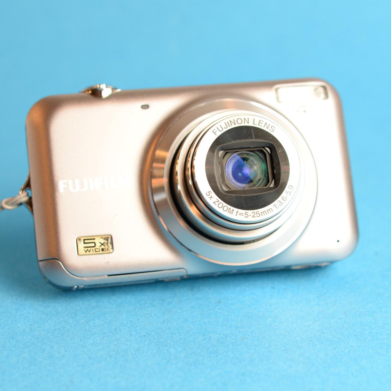 Fujifilm Finepix JX250 Digital Camera | 14MP | Tested & Working | Silver