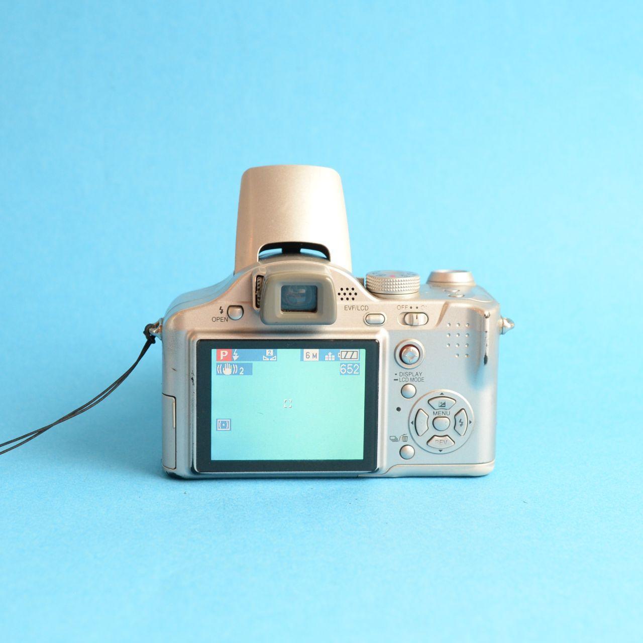 Panasonic Lumix DMC-FZ7 Digital Camera | 6.0MP | Tested & Working | Silver