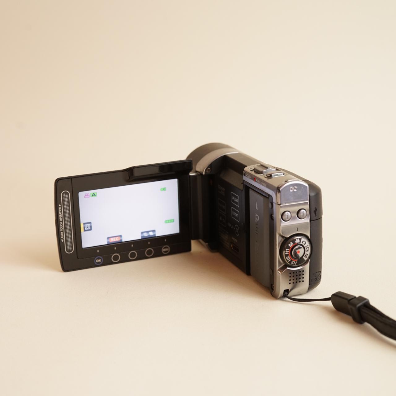 JVC Everio GZ-X900AH Digital Camcorder | 10.3MP | Tested & Working | Black