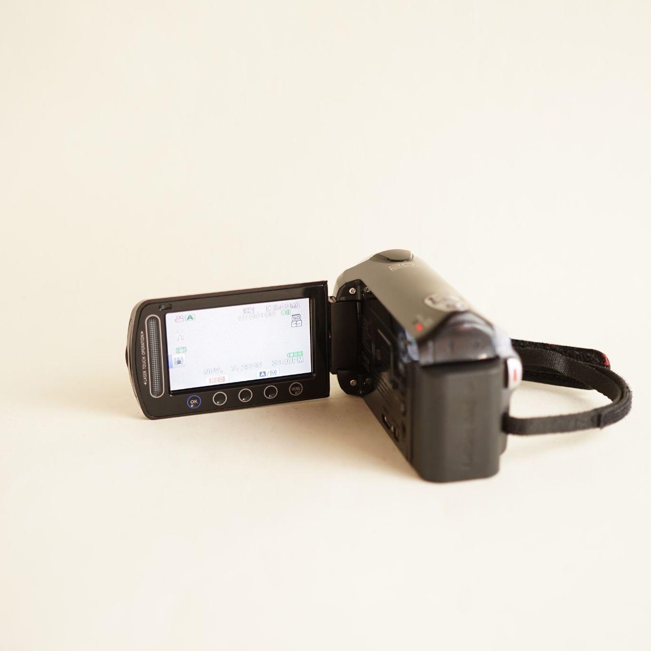 JVC Everio GZ-HM320BU Camcorder | 8.0MP | Tested & Working | Black