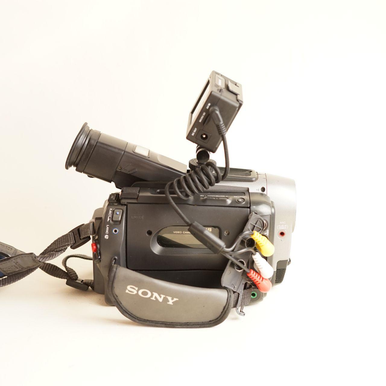 Sony Handycam CCD-TRV72 Hi8 Camcorder with Tapeless Setup | Tested & Working | Silver