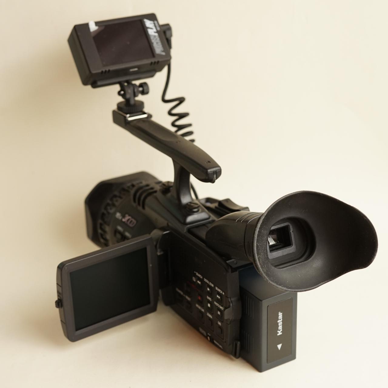 Panasonic AG-DVC30 Camcorder with Tapeless Setup | Professional MiniDV | Tested & Working | Black