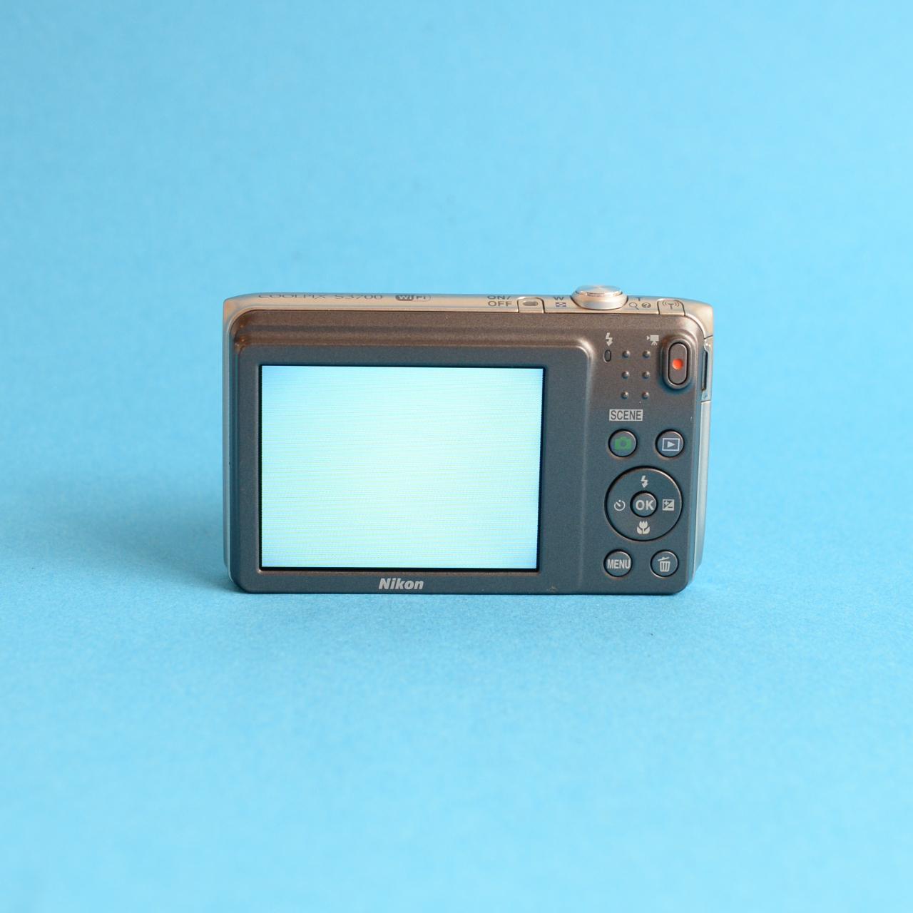 Nikon Coolpix S3700 Digital Camera | 20.1MP | Tested & Working | Silver