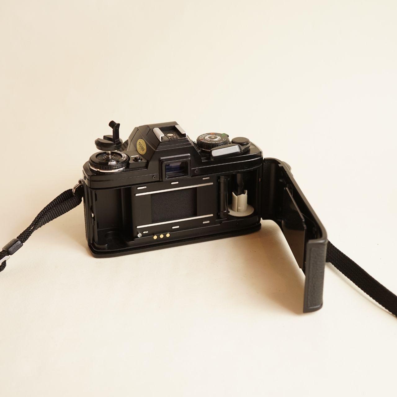 Minolta X-700 35mm SLR Film Camera | FULL CLA | Black